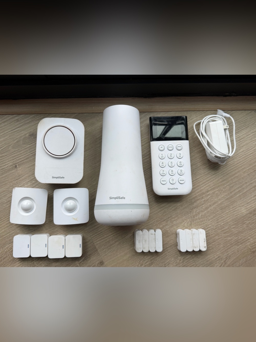 SimpliSafe White Home Security Sensor Bundle with Keypad and Power Adapter